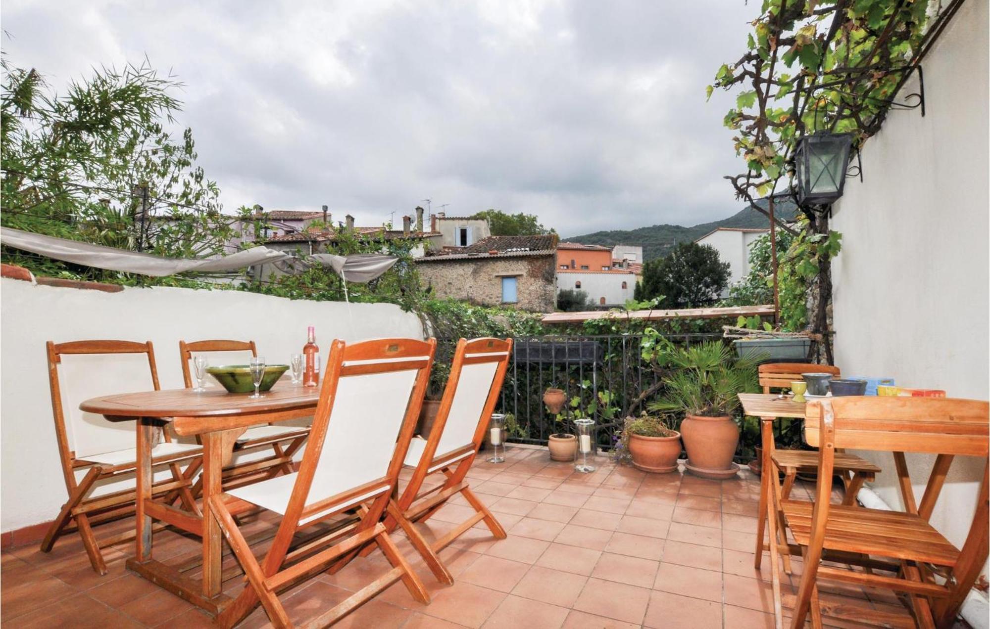 Amazing Home In Ceret With Wifi ภายนอก รูปภาพ